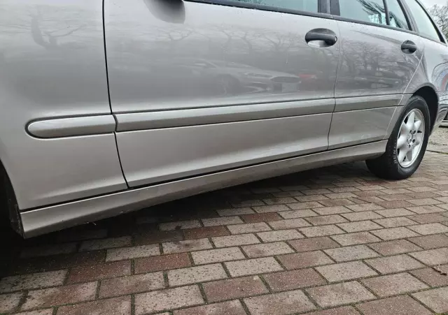 MERCEDES-BENZ Klasa C 180 T Kompressor Automatik Avantgarde