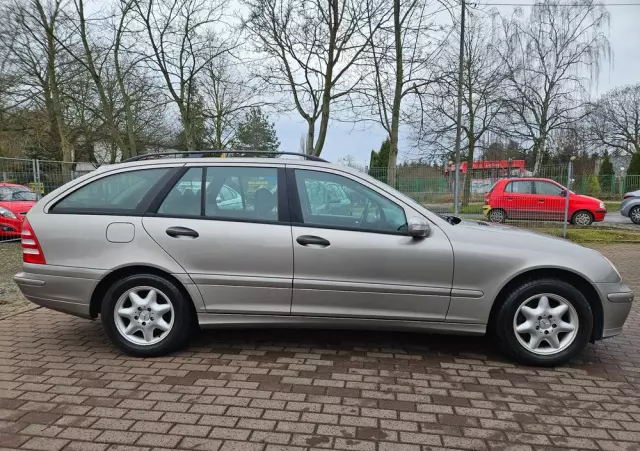 MERCEDES-BENZ Klasa C 180 T Kompressor Automatik Avantgarde