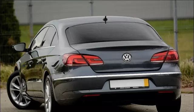 VOLKSWAGEN CC 