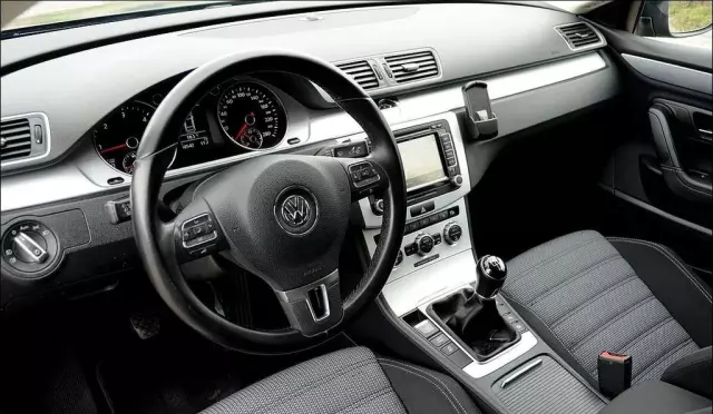 VOLKSWAGEN CC 