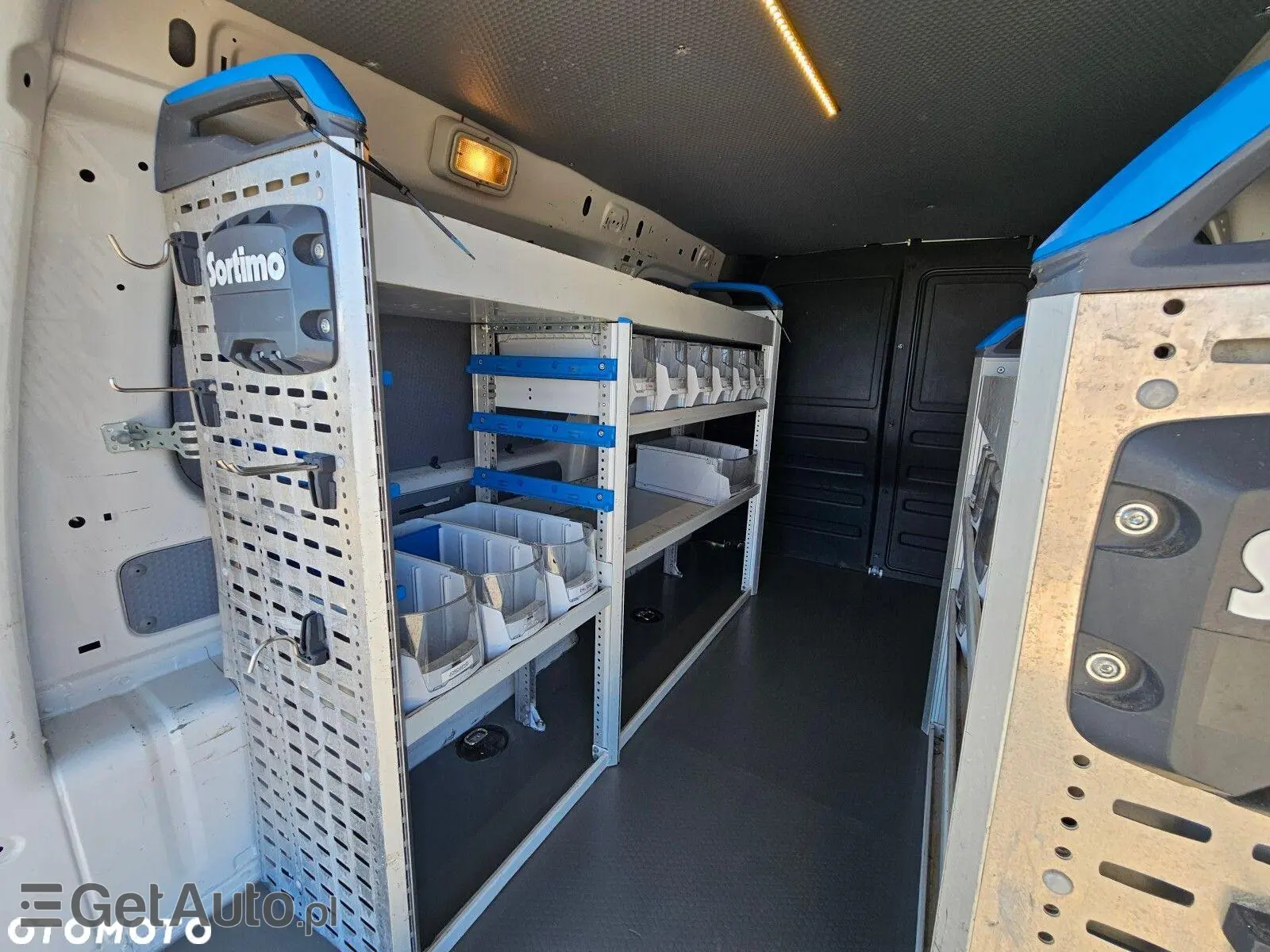 VOLKSWAGEN Caddy Maxi Comfortline