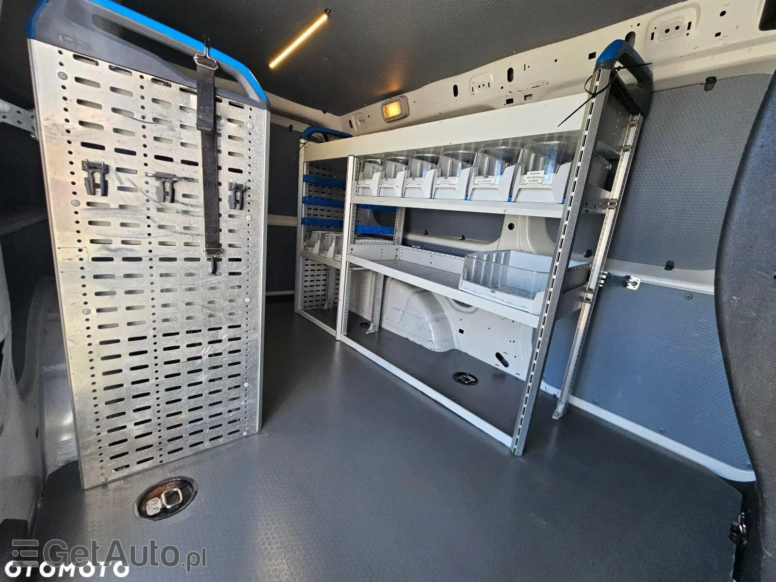 VOLKSWAGEN Caddy Maxi Comfortline