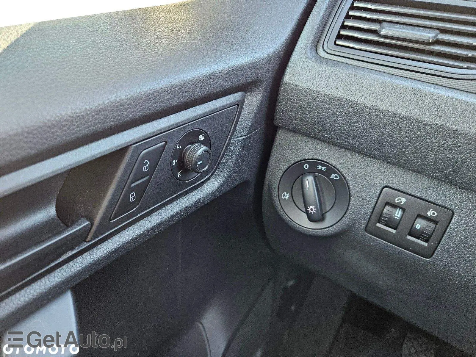 VOLKSWAGEN Caddy Maxi Comfortline