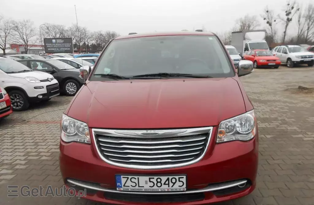CHRYSLER Town & Country 