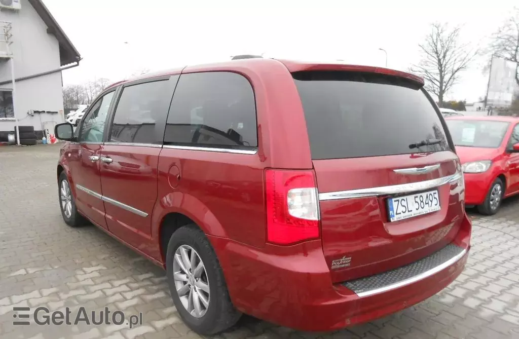 CHRYSLER Town & Country 