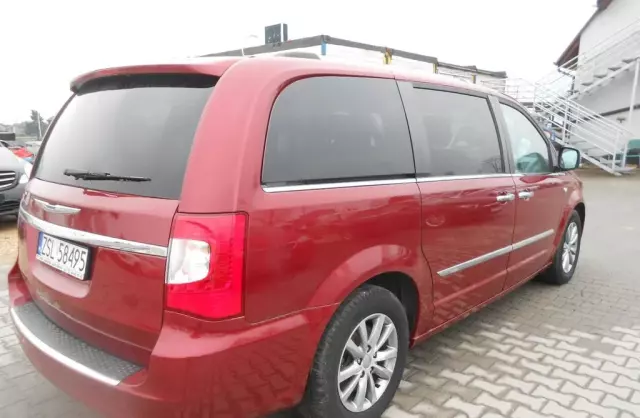 CHRYSLER Town & Country 