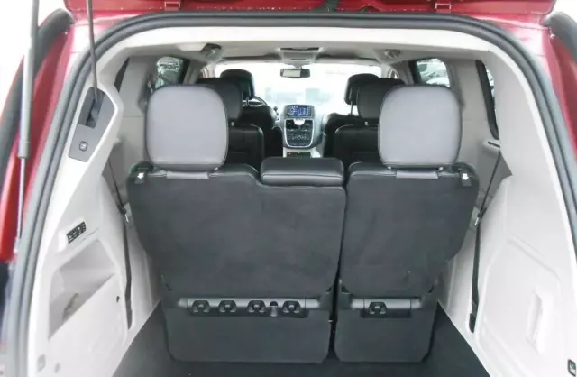 CHRYSLER Town & Country 