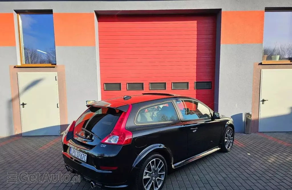 VOLVO C30 