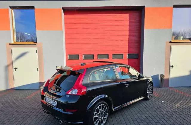VOLVO C30 