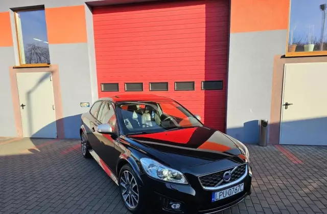 VOLVO C30 