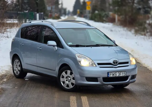 TOYOTA Corolla Verso 1.8 Sol 7os MM