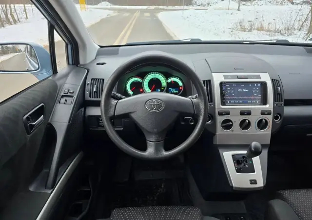 TOYOTA Corolla Verso 1.8 Sol 7os MM