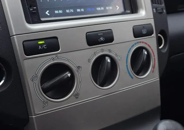 TOYOTA Corolla Verso 1.8 Sol 7os MM