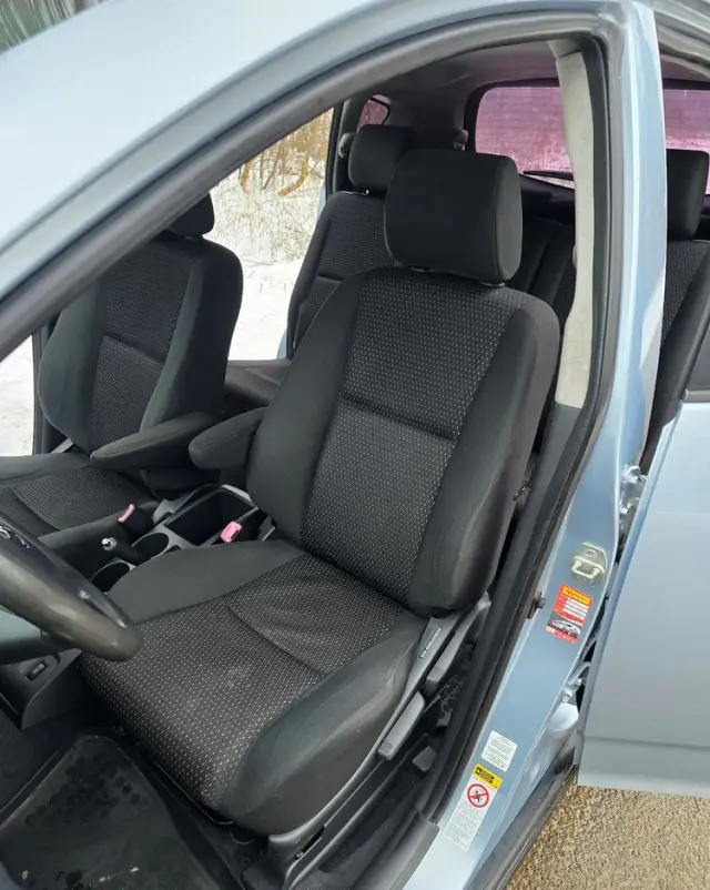 TOYOTA Corolla Verso 1.8 Sol 7os MM