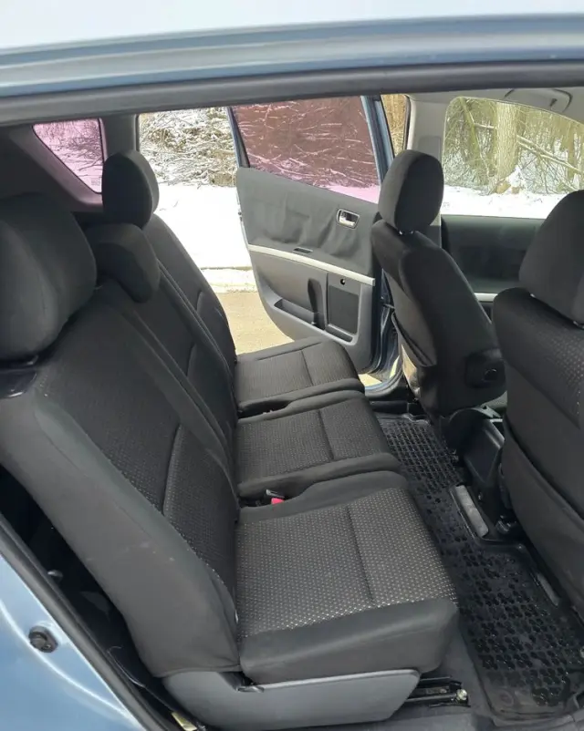 TOYOTA Corolla Verso 1.8 Sol 7os MM