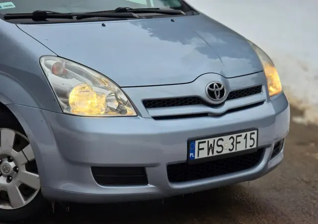 TOYOTA Corolla Verso 1.8 Sol 7os MM