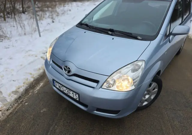 TOYOTA Corolla Verso 1.8 Sol 7os MM