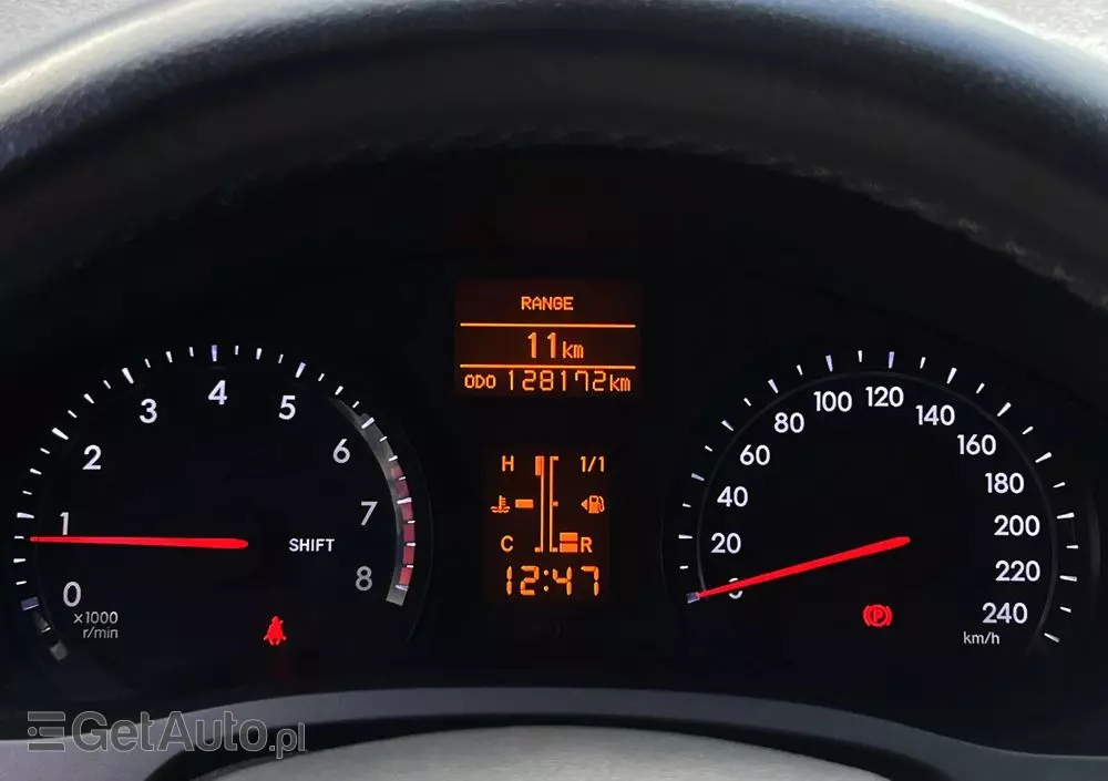 TOYOTA Avensis 1.8 Premium