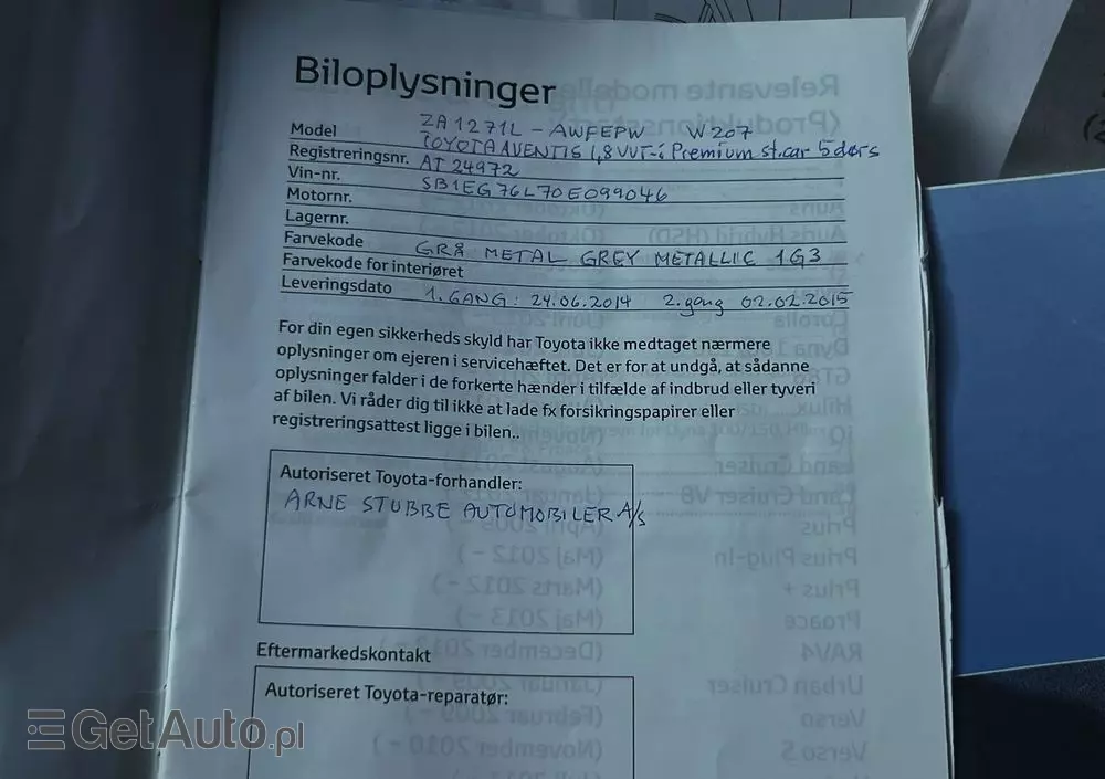 TOYOTA Avensis 1.8 Premium