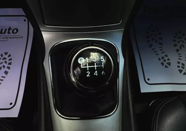 TOYOTA Avensis 1.8 Premium