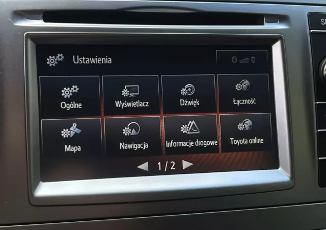 TOYOTA Avensis 1.8 Premium