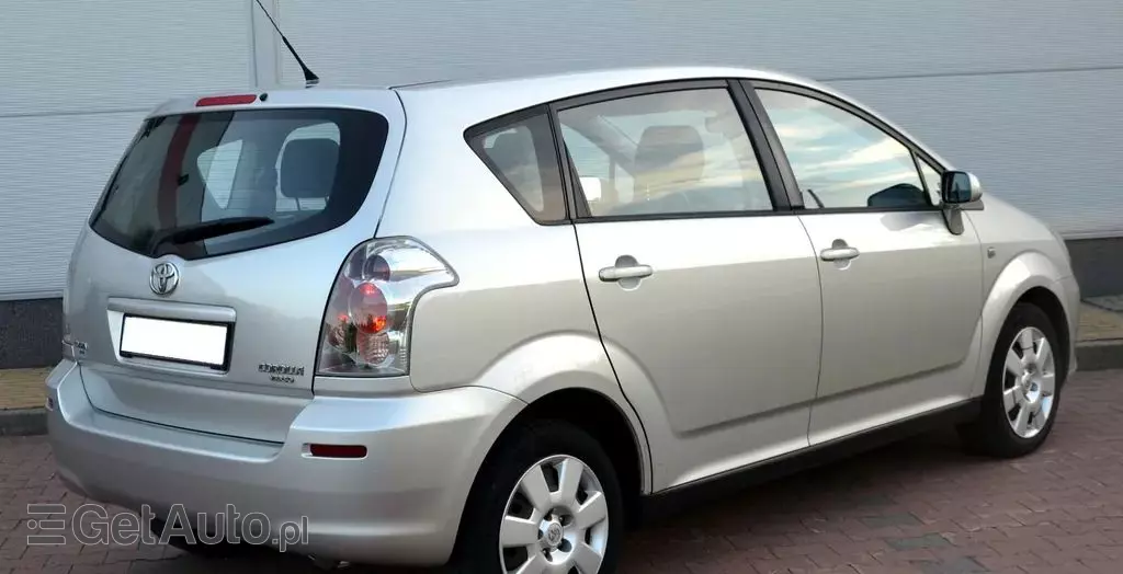 TOYOTA Corolla Verso 