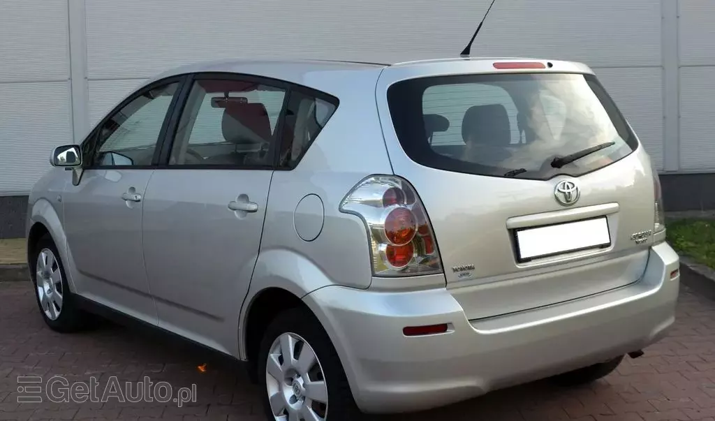 TOYOTA Corolla Verso 