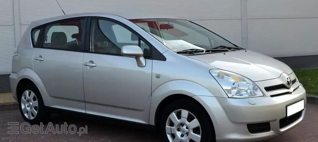 TOYOTA Corolla Verso 