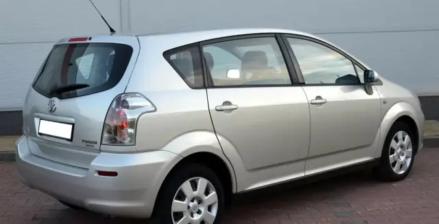 TOYOTA Corolla Verso 