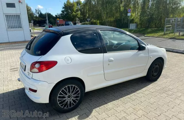 PEUGEOT 206 
