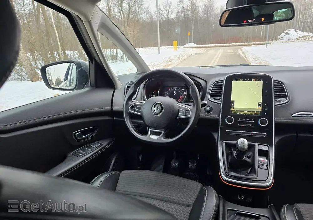 RENAULT Scenic 