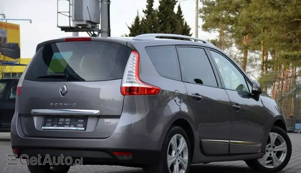 RENAULT Grand Scenic 