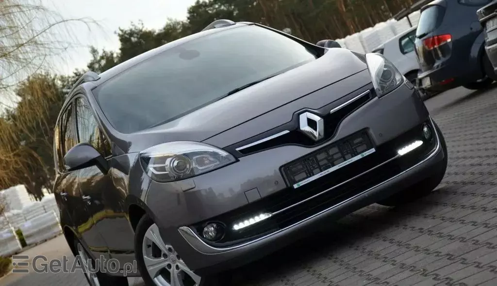 RENAULT Grand Scenic 
