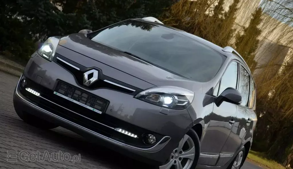 RENAULT Grand Scenic 