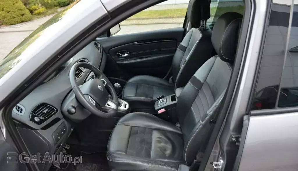RENAULT Grand Scenic 