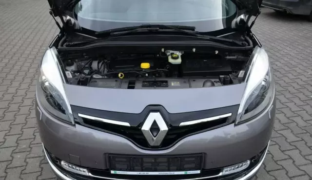 RENAULT Grand Scenic 