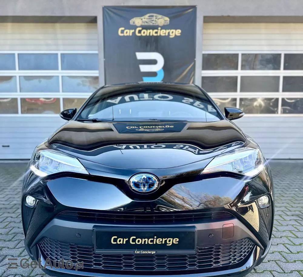 TOYOTA C-HR 2.0 Hybrid Black Edition