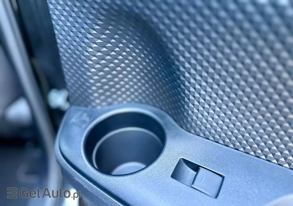 TOYOTA C-HR 2.0 Hybrid Black Edition