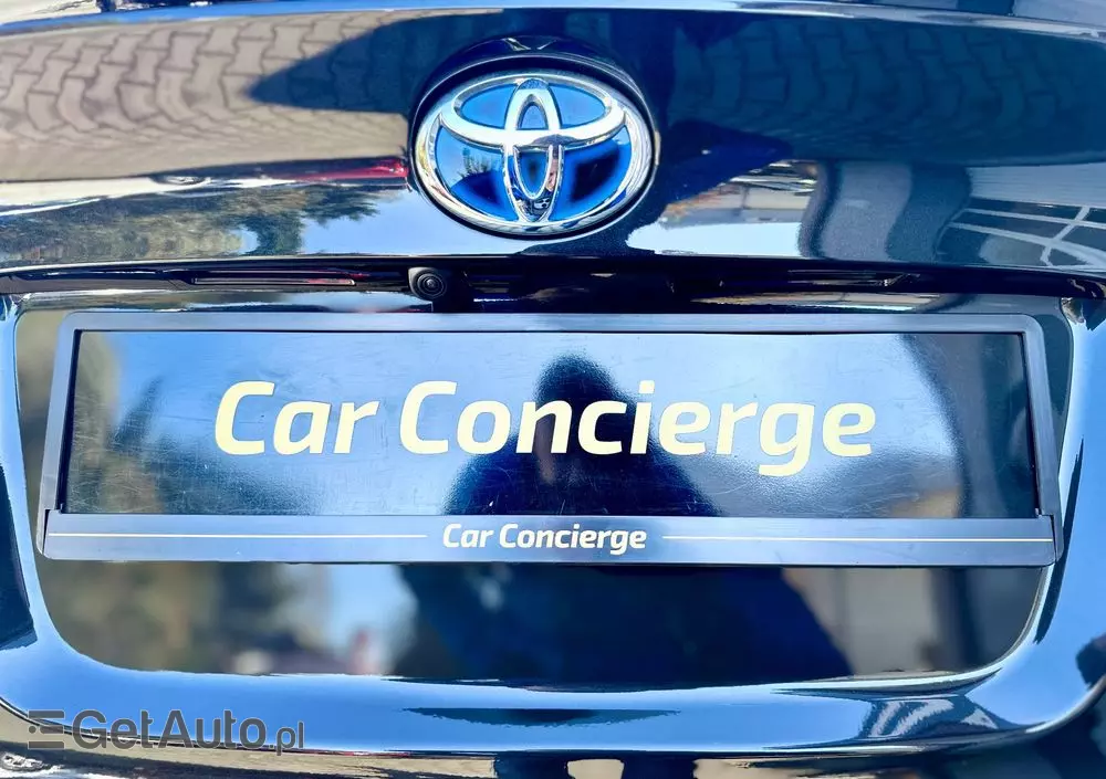 TOYOTA C-HR 2.0 Hybrid Black Edition