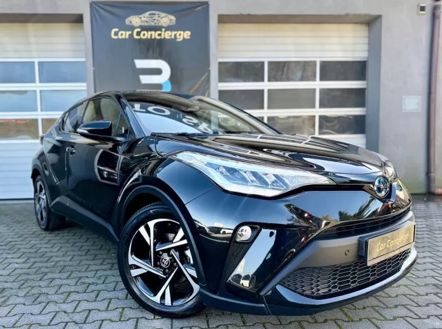 TOYOTA C-HR 2.0 Hybrid Black Edition