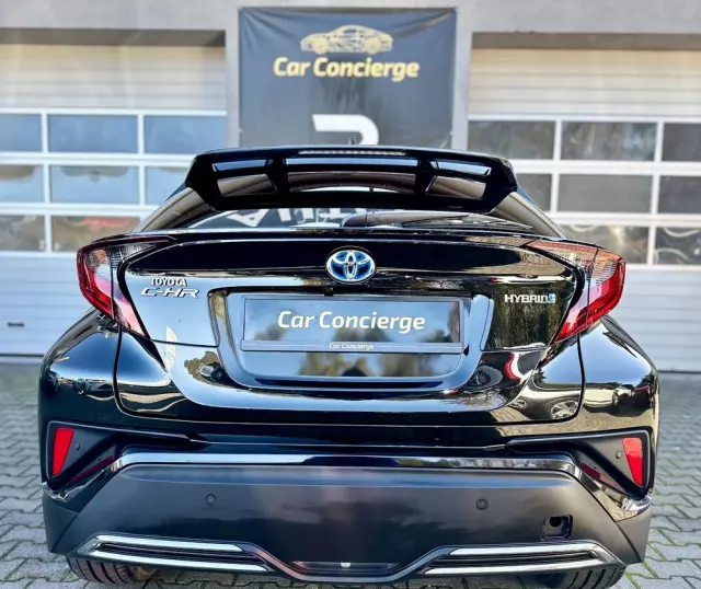 TOYOTA C-HR 2.0 Hybrid Black Edition