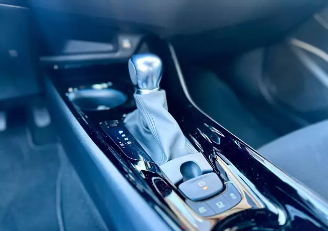 TOYOTA C-HR 2.0 Hybrid Black Edition