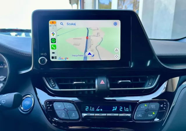 TOYOTA C-HR 2.0 Hybrid Black Edition