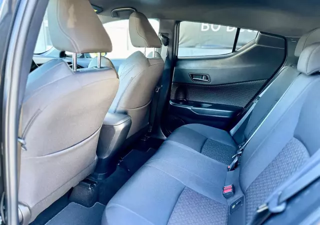 TOYOTA C-HR 2.0 Hybrid Black Edition