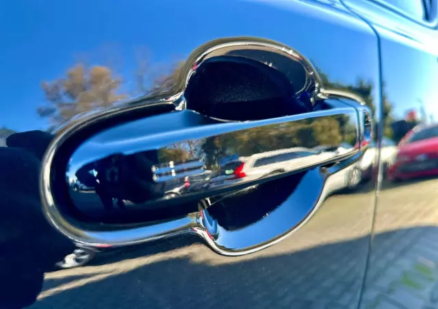 TOYOTA C-HR 2.0 Hybrid Black Edition