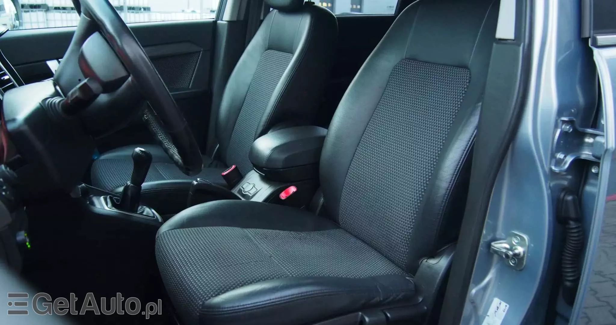 CHEVROLET Captiva 2.4 2WD 7 Sitzer LS Family Edition