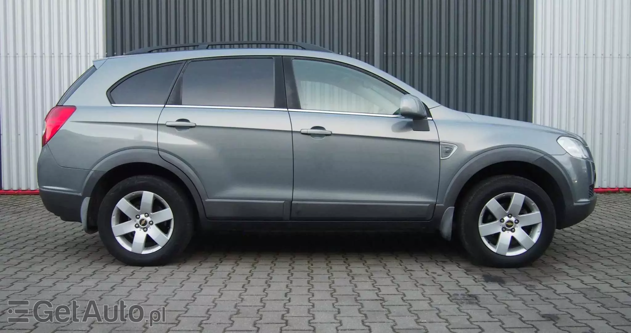 CHEVROLET Captiva 2.4 2WD 7 Sitzer LS Family Edition