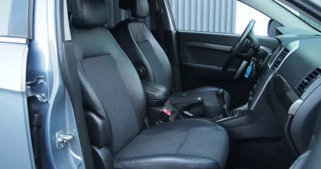 CHEVROLET Captiva 2.4 2WD 7 Sitzer LS Family Edition