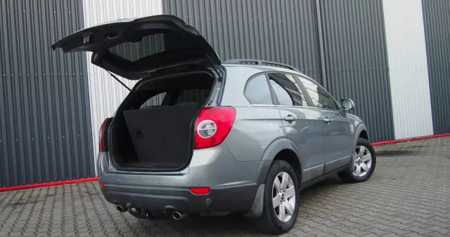 CHEVROLET Captiva 2.4 2WD 7 Sitzer LS Family Edition