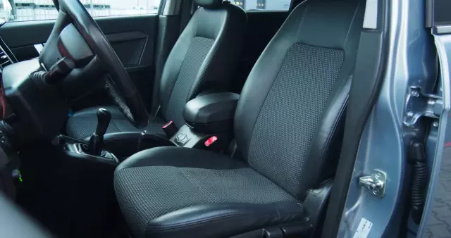 CHEVROLET Captiva 2.4 2WD 7 Sitzer LS Family Edition